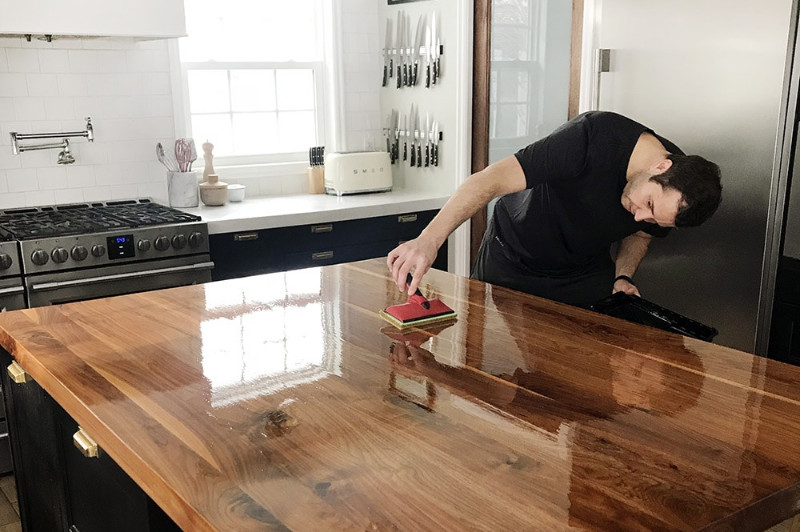 Sealing Butcher Block Countertops by Using Mineral Oil or