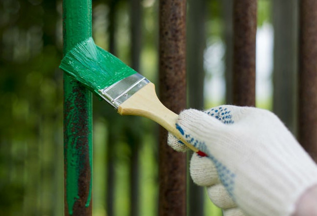 Rust Neutralizing Paint to Help You Repaint Your Rusty Iron Object